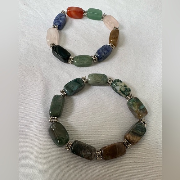 Glass and natural polished stone stretch style bracelets - Picture 4 of 9